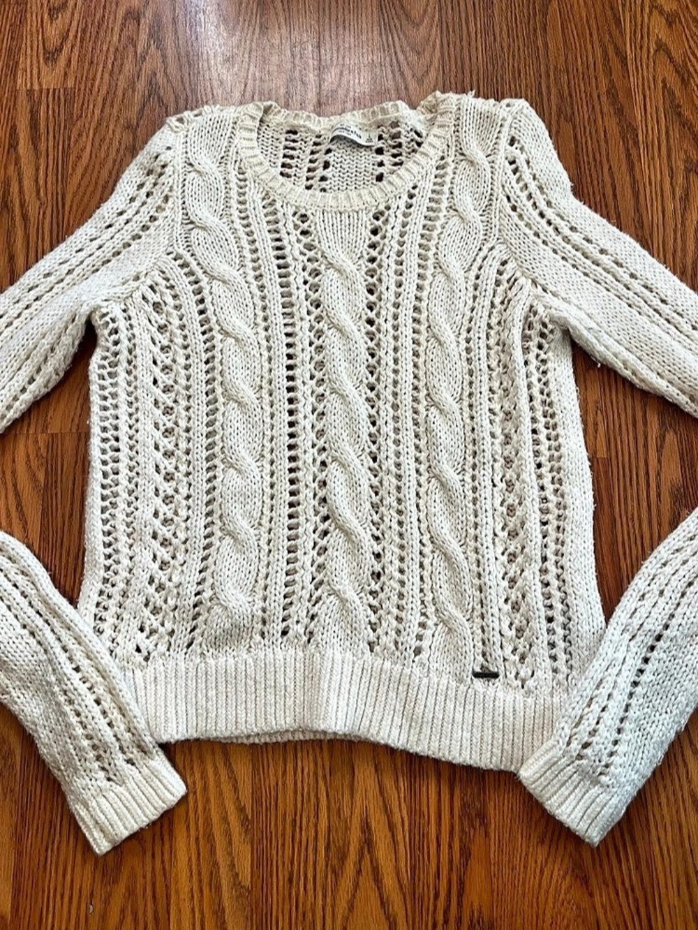 Abercrombie & Fitch Textural Stitch Cable Crew Sweater ladies size L